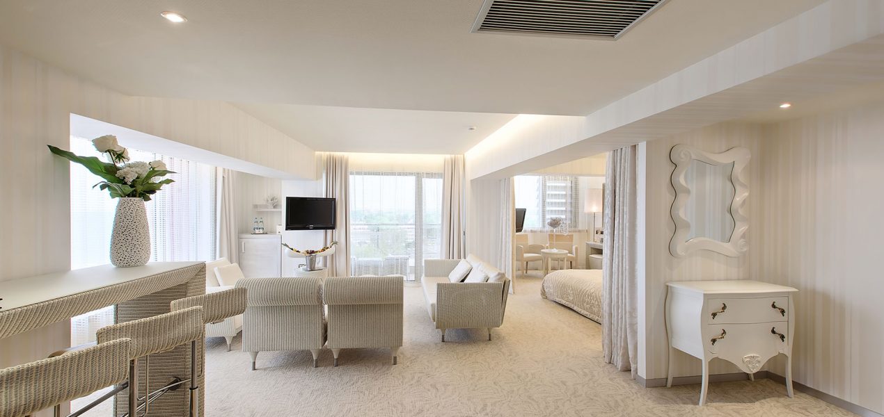 sky-senior-suite1